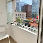 Centrum Stanislawa Moniuszki10 Parking * 바르샤바