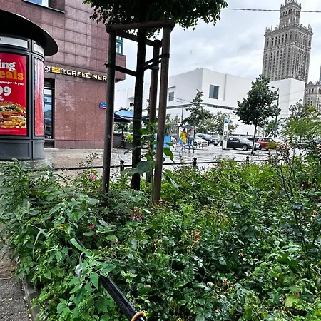 Centrum Stanislawa Moniuszki10 Parking * Varsovia