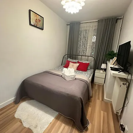 Centrum Stanislawa Moniuszki10 Parking Varsovia