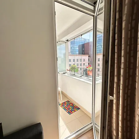 Centrum Stanislawa Moniuszki10 Parking