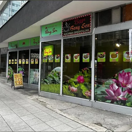 Centrum Stanislawa Moniuszki10 Parking Varsovia