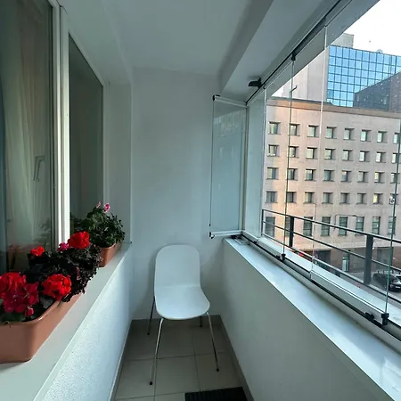 Centrum Stanislawa Moniuszki10 Parking وارسو