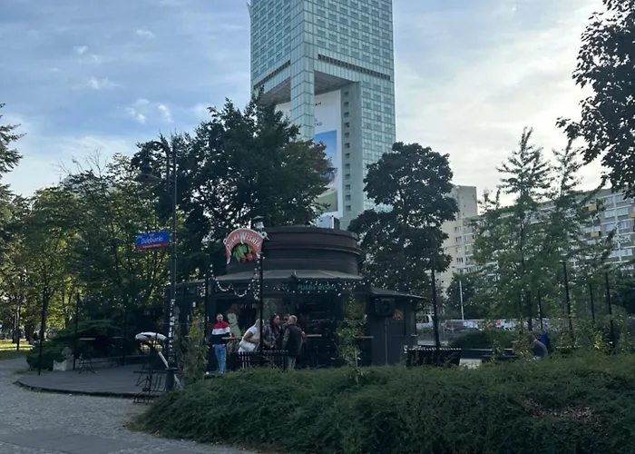 Centrum Stanislawa Moniuszki10 Parking وارسو