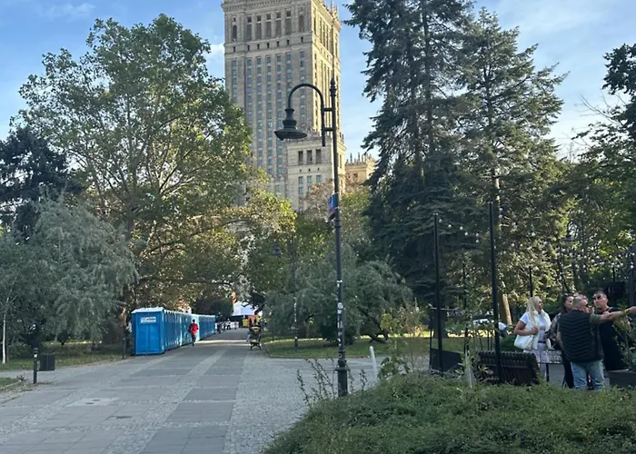 Centrum Stanislawa Moniuszki10 Parking