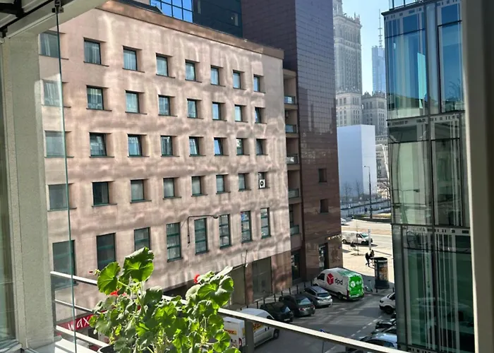 Centrum Stanislawa Moniuszki10 Parking